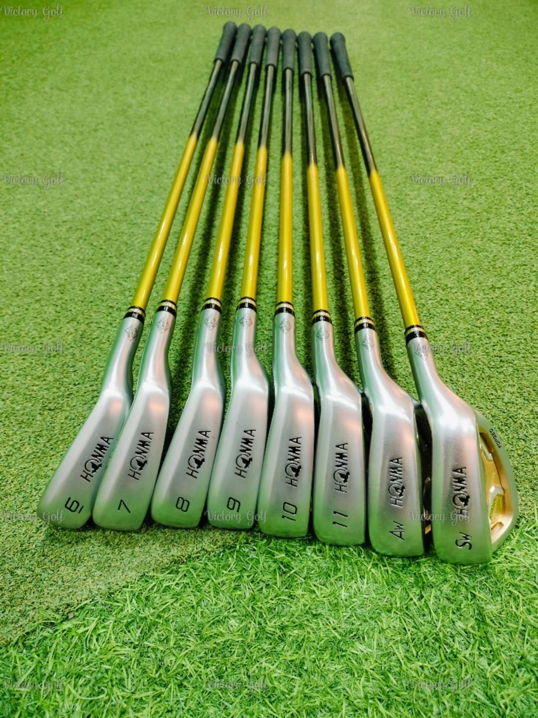 Iron set Honma BERES IS-05 Forged (Flex : R) (ARMRQ infinity 3 star) (6-11,Aw,Sw)