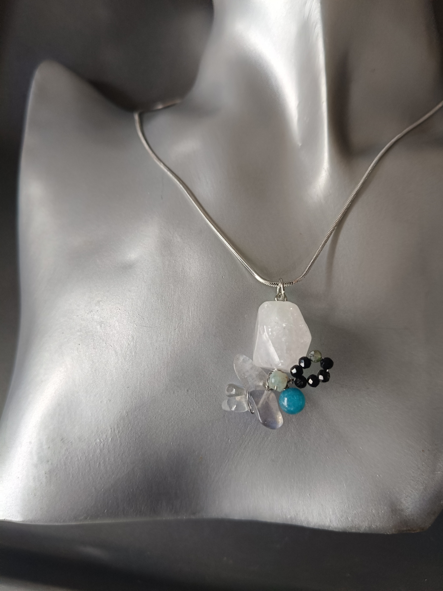 จี้พร้อมสร้อย หินแท้ Rose Quartz +Labradorite Pendant Necklace (เมตตามหานิยม เสริมการสื่อสาร เปิดตาที่ 3)