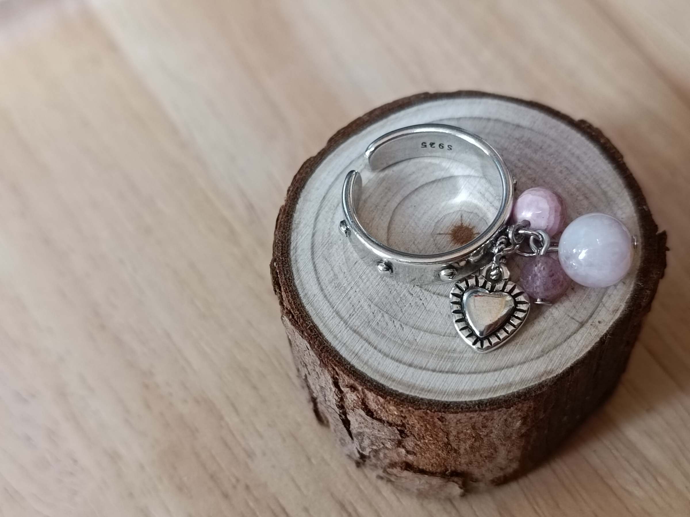 92.5 Sterling Silver "RockMe" Please Ring - แหวนเงินแท้ 92.5 เสริมพลังดึงดูดความรัก (Rose Quartz , Rhodochrosite)