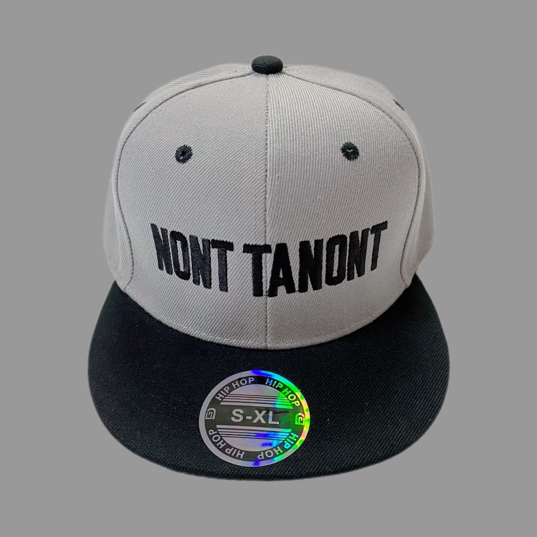 หมวกSnapbackปักชื่อ