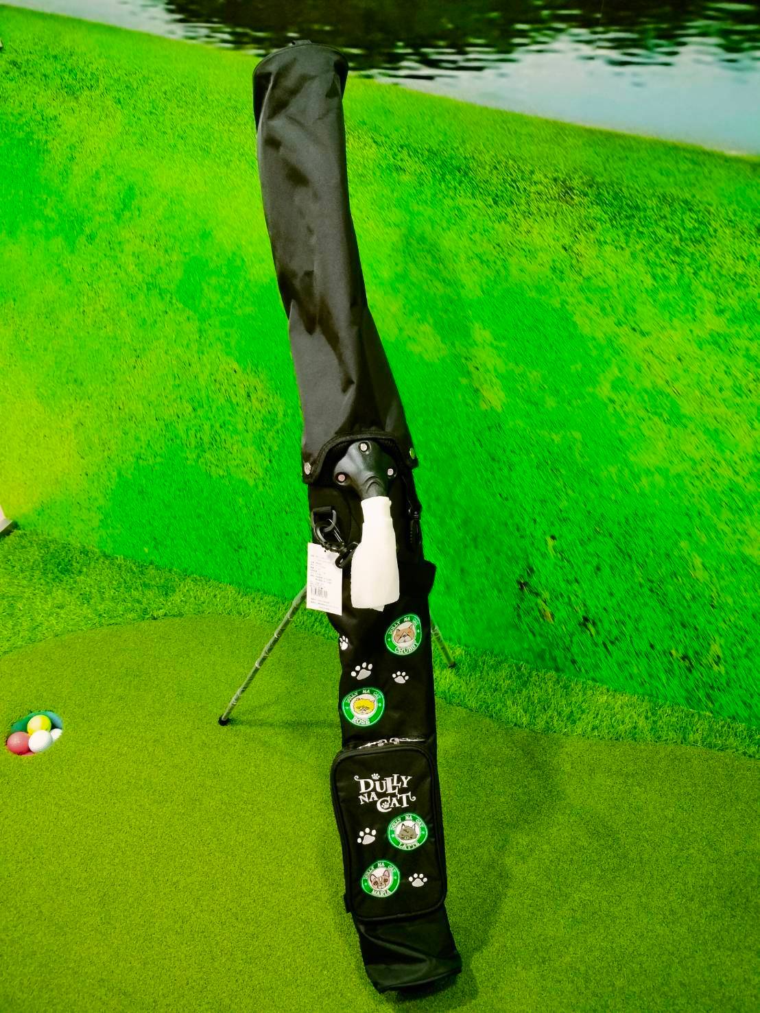 Half Set DULLY NA CAT Black (From Japan)