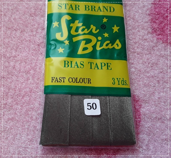 ผ้ากุ๊นซาติน สีเขียวขี้ม้า