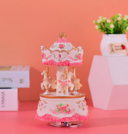 [พร้อมส่ง] ม้าหมุนกล่องดนตรีวินเทจ สีขาว ชมพูหวาน