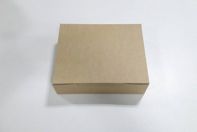 กล่องบราวนี่ กล่องชิฟฟ่อน กล่องขนม กล่องเค้ก กล่องไม่มีหน้าต่าง (ฝาทึบ) ขนาด 15.0x22.0x5.0 ซม.สีคราฟท์น้ำตาลอ่อน ราคา 175 บาทต่อแพ็ค (20ใบ)