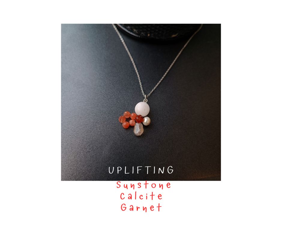จี้หินแท้พร้อมสร้อย Calcite + Brazilian Golden Sunstone Necklace (ซ่อมแซมจิตใจ ก้าวข้ามความผิดหวัง)