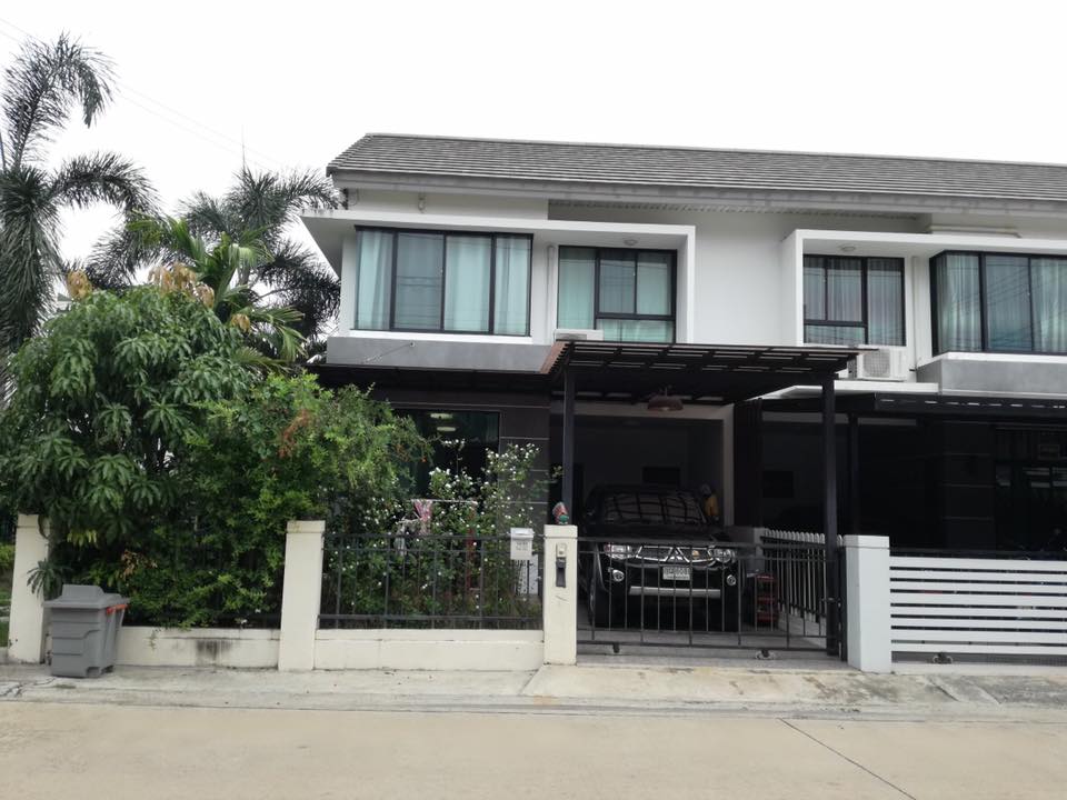 ขายทาวน์โฮม 2 ชั้น ม.เดอะวิลล่า รามอินทรา กม.8 กรุงเทพ 27.5 ตรม. รหัส T35