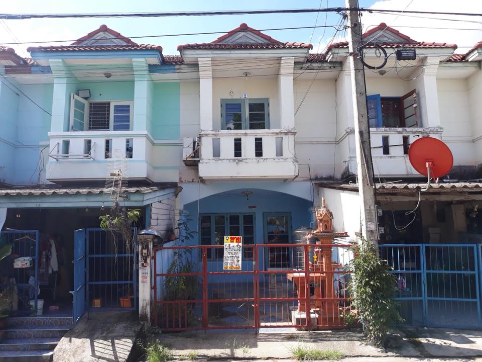 ขายทาวน์เฮ้าส์ 2 ชั้น หมู่บ้านพุทธชาติ (รหัสทรัพย์ 201804) ต.บางรักใหญ่ อ.บางบัวทอง จ.นนทบุรี
