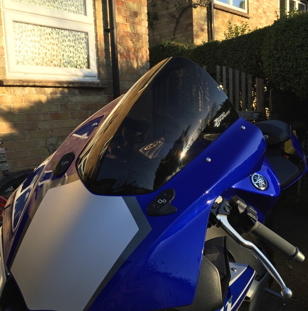 อุดกระจก LIGHTECH R1/R1M