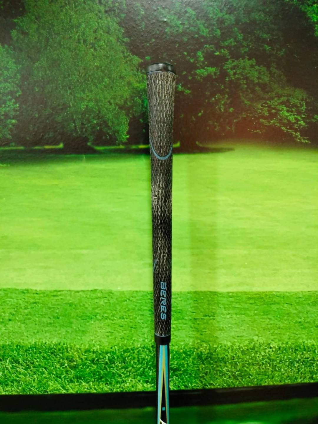 Driver Honma Beres MG812 420 Loft 9.0 (ARMRO UD54 Shaft) flex: S