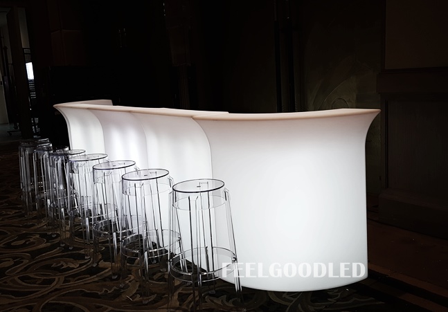 RENT/ให้เช่า: เคาน์เตอร์บาร์ LED เรืองแสง รุ่น GC(4.3m)