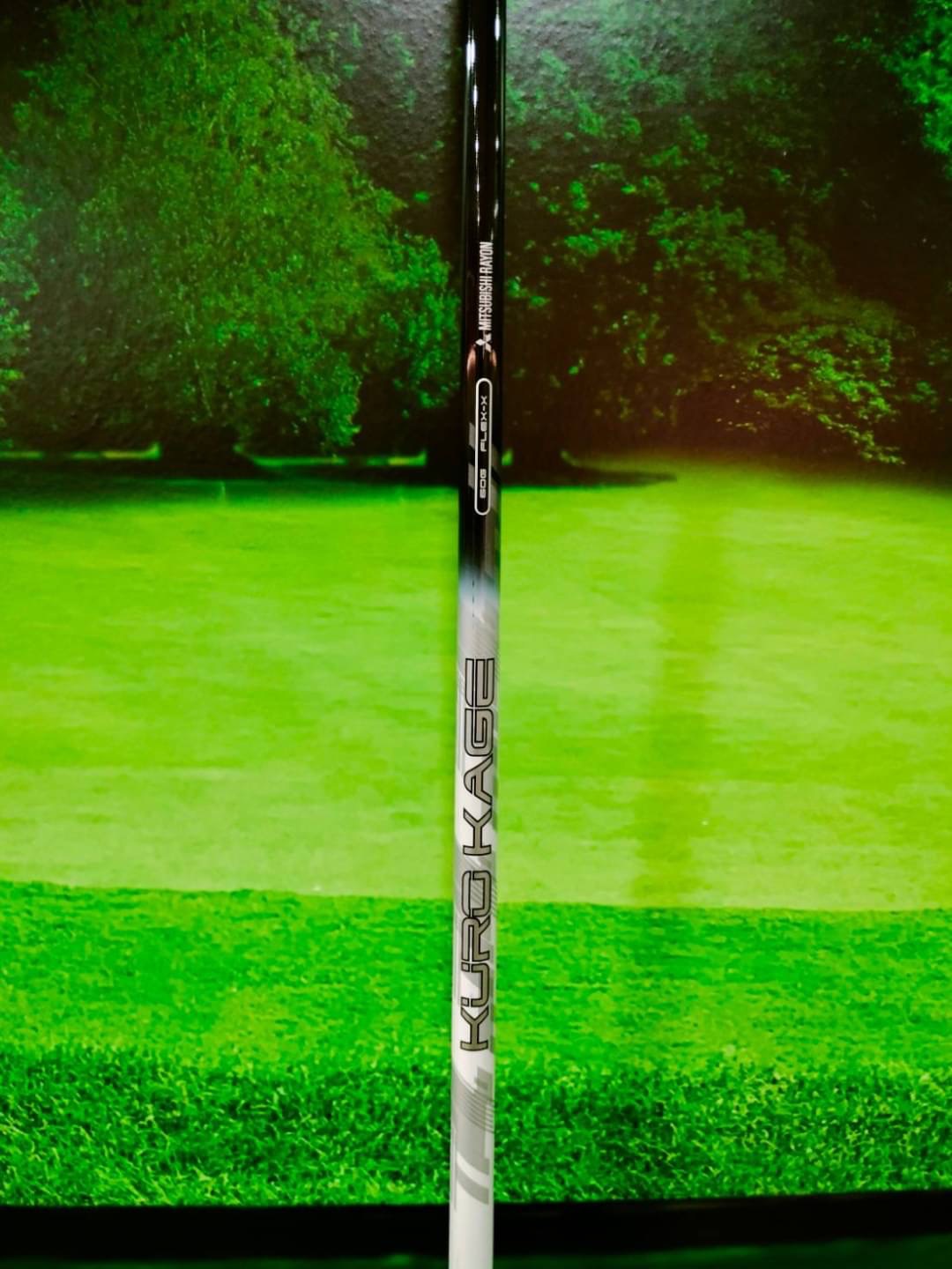 Driver EMILLID BAHAMA EB-02 Loft 10.5 (Shaft KURO KAGE/ 60g.) flex:X