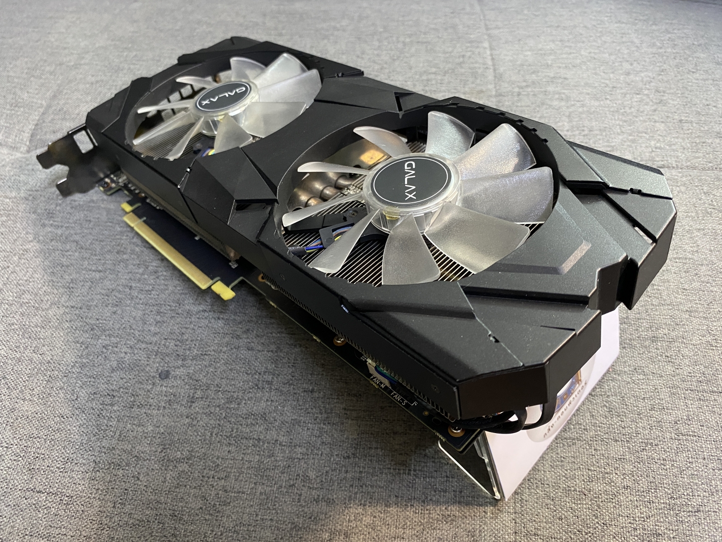 NVIDIA RTX 2060 SUPER 8GB GALAX EX-1 CLICK OC
