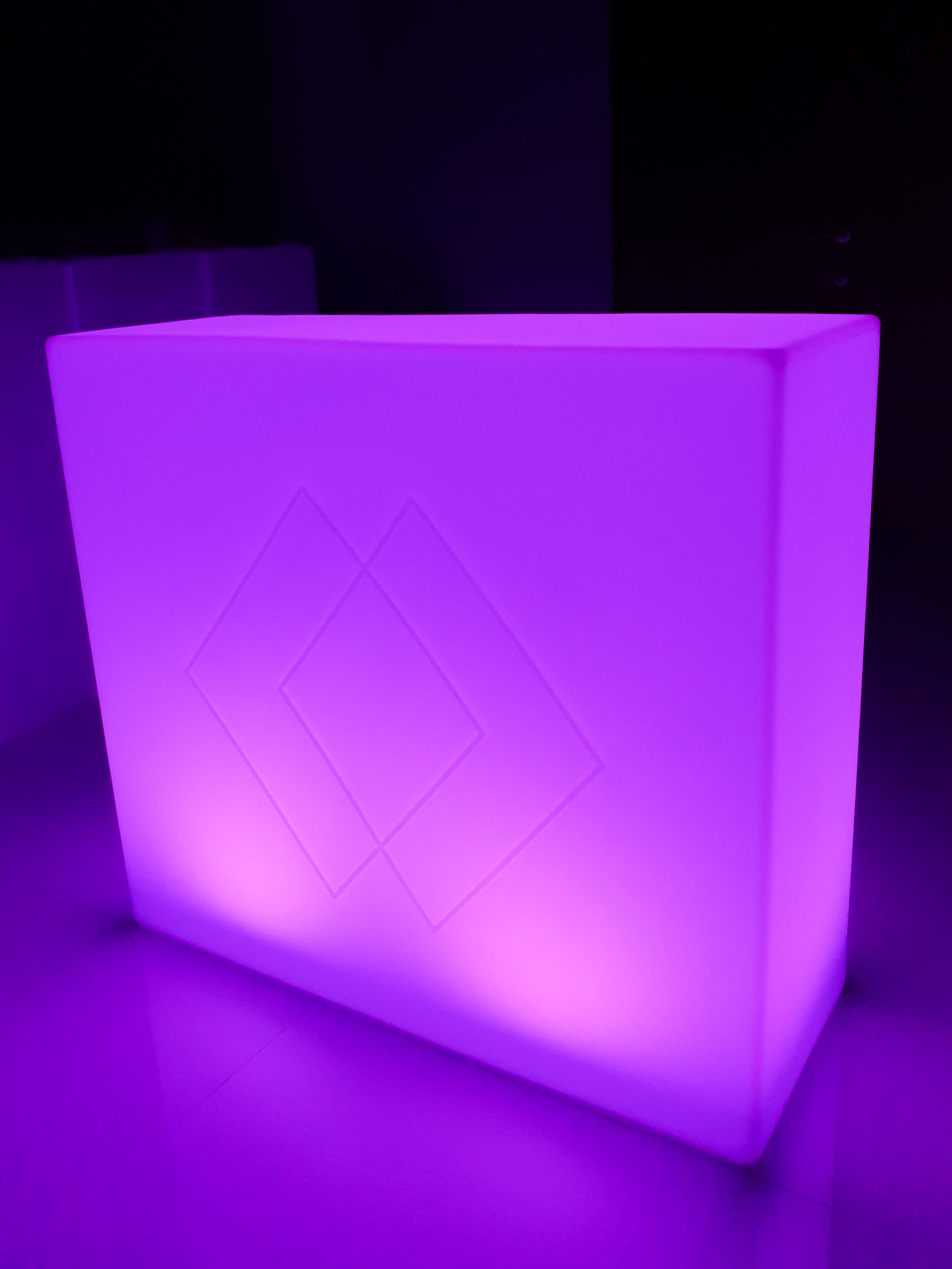 RENT/ให้เช่า: เคาน์เตอร์ LED รุ่น DIAMOND(ไดมอนด์)