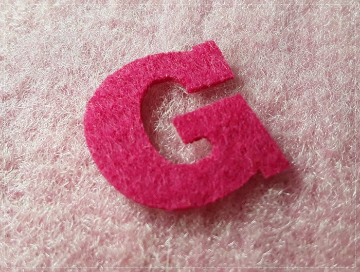 Iron on อักษร G สีชมพูบานเย็น