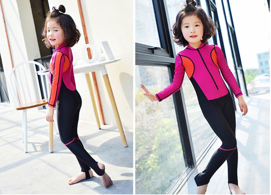 ขายส่ง 10 ชุด Set B ( ชุดว่ายน้ำเด็ก 0-4 ปี มี 10 ชุด คละแบบ / คละไซส์)