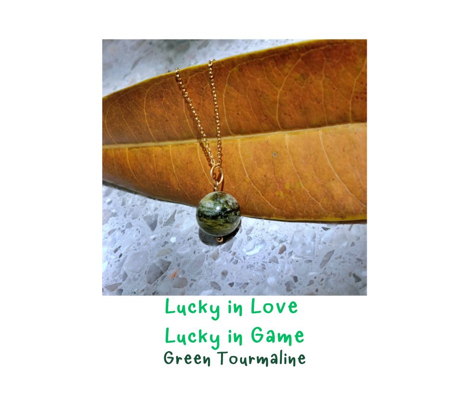 สร้อยจี้ Green Tourmaline Pendant Necklace (เสริมความมั่นใจ ปลดขุมพลังงานใน heart chakra)