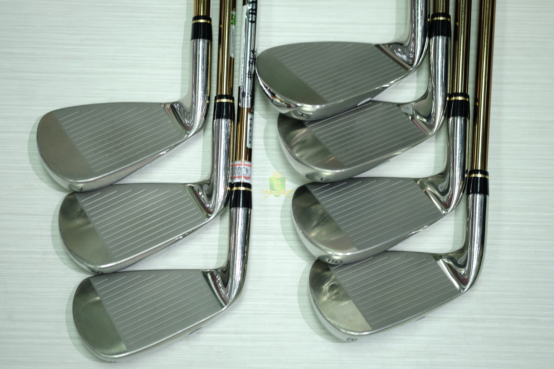 Iron Set Akira ADR Vintage 5-9, P, A (Tour AD Vintage Royal) / (R)