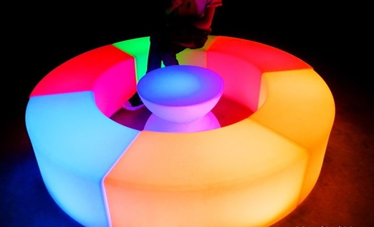 RENT/ให้เช่า: โซฟาเรืองแสงไฟ LED รุ่น MURA (มูร่า)