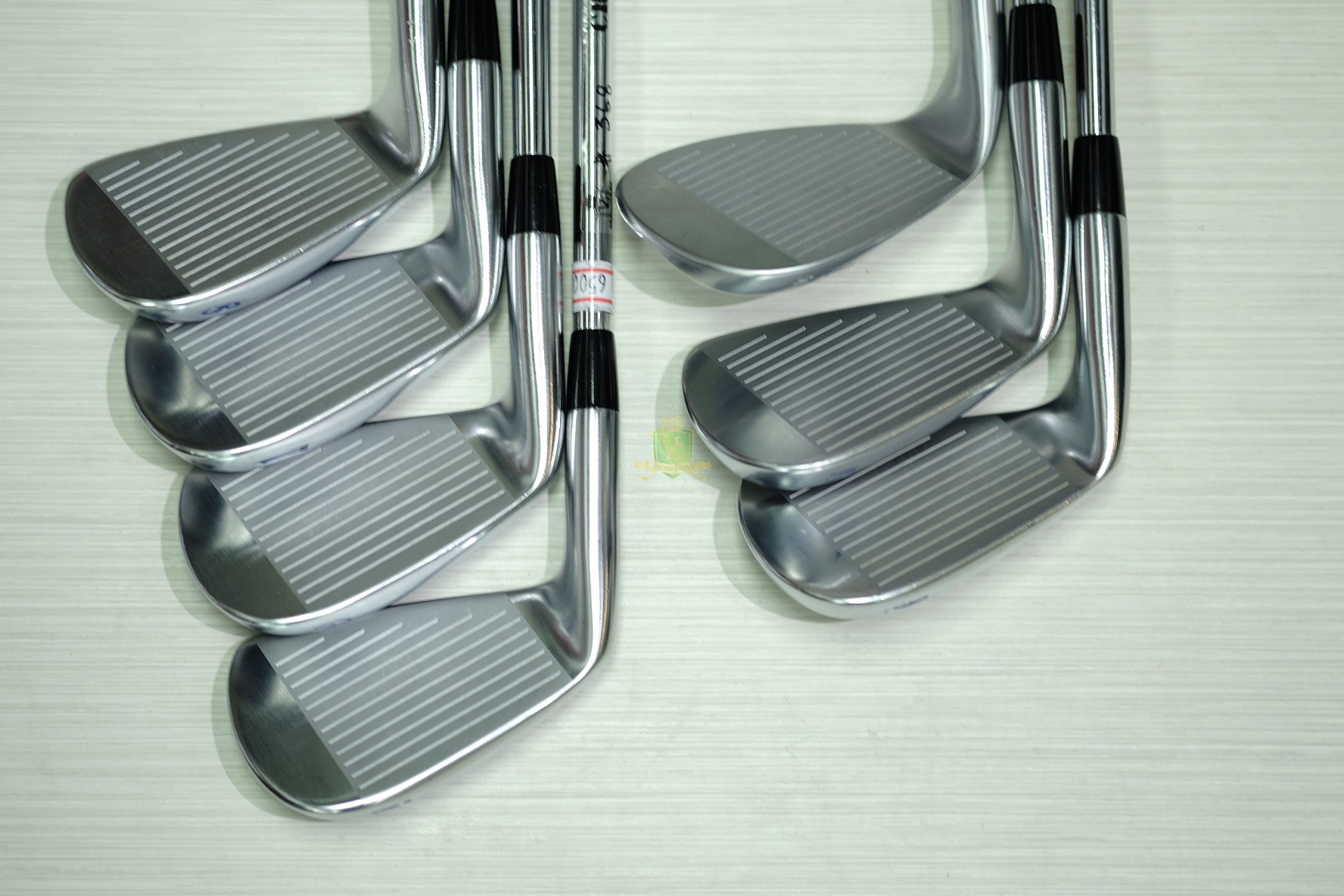 Iron Set George Spirit 5-10,A (K.B.S Tour) / (S)