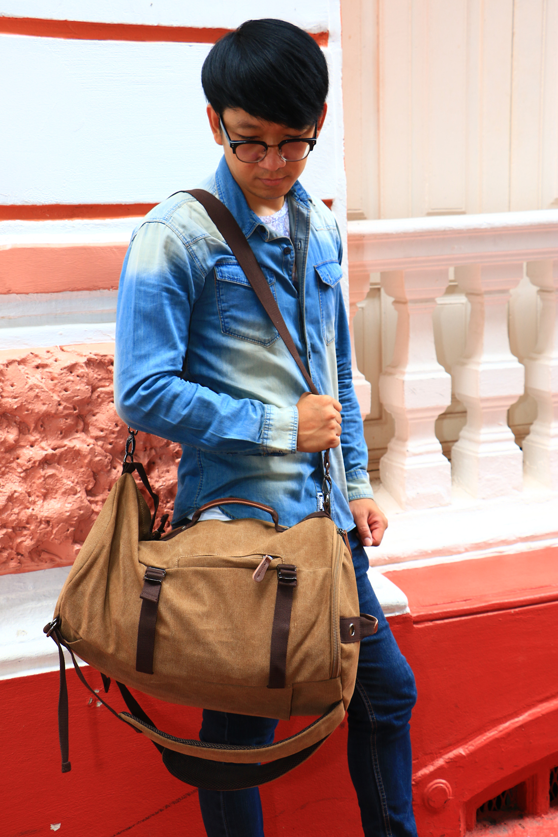 กระเป๋าเป้สะพายหลัง vintage Style อเนกประสงค์ สีดำ B085