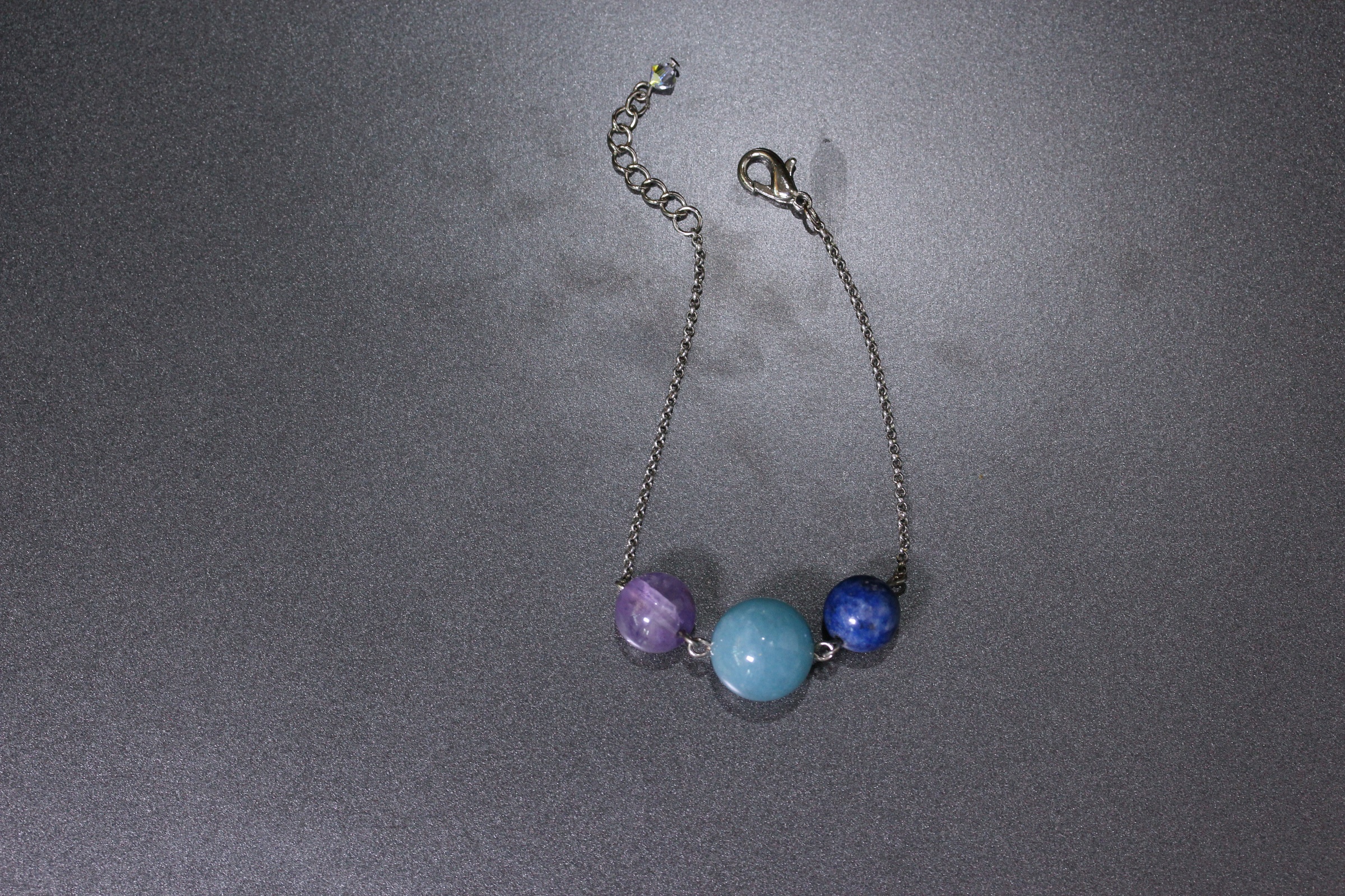 สร้อยข้อมือหินแท้ "Mini" Speak Up Bracelet (Aquamarine,Lapis Lazuli,Amethyst)