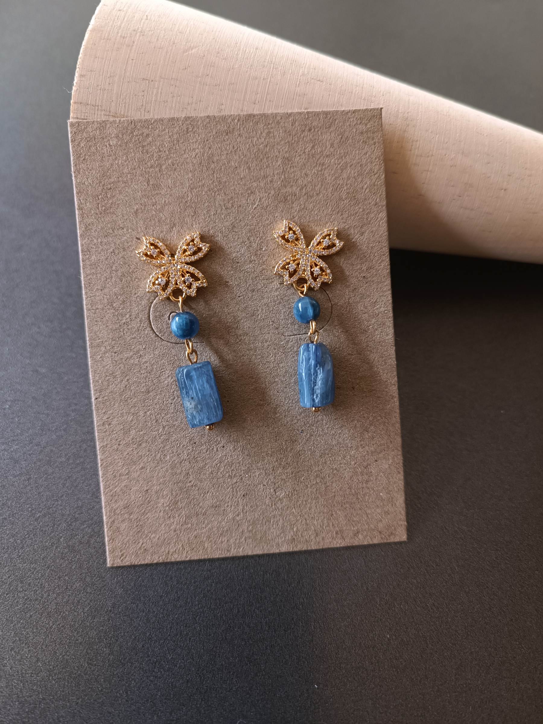 ต่างหู "18K" Kyanite Earring (Intuition & Communication)