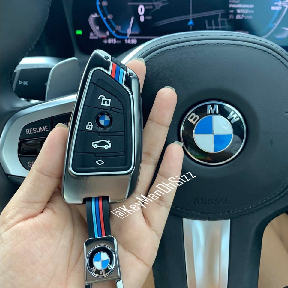 เคสโลหะรีโมทรถบีเอ็มดับเบิ้ลยู BMW X Series Full Package 2022 (Alloy Up Grade Luminescence 3D Silicone Push button Guard) Key Sets BMW Key Sets G30 530e m sport,330e m sport,2018-New 5 Series 525, 530Li, X3, X, X5, X6