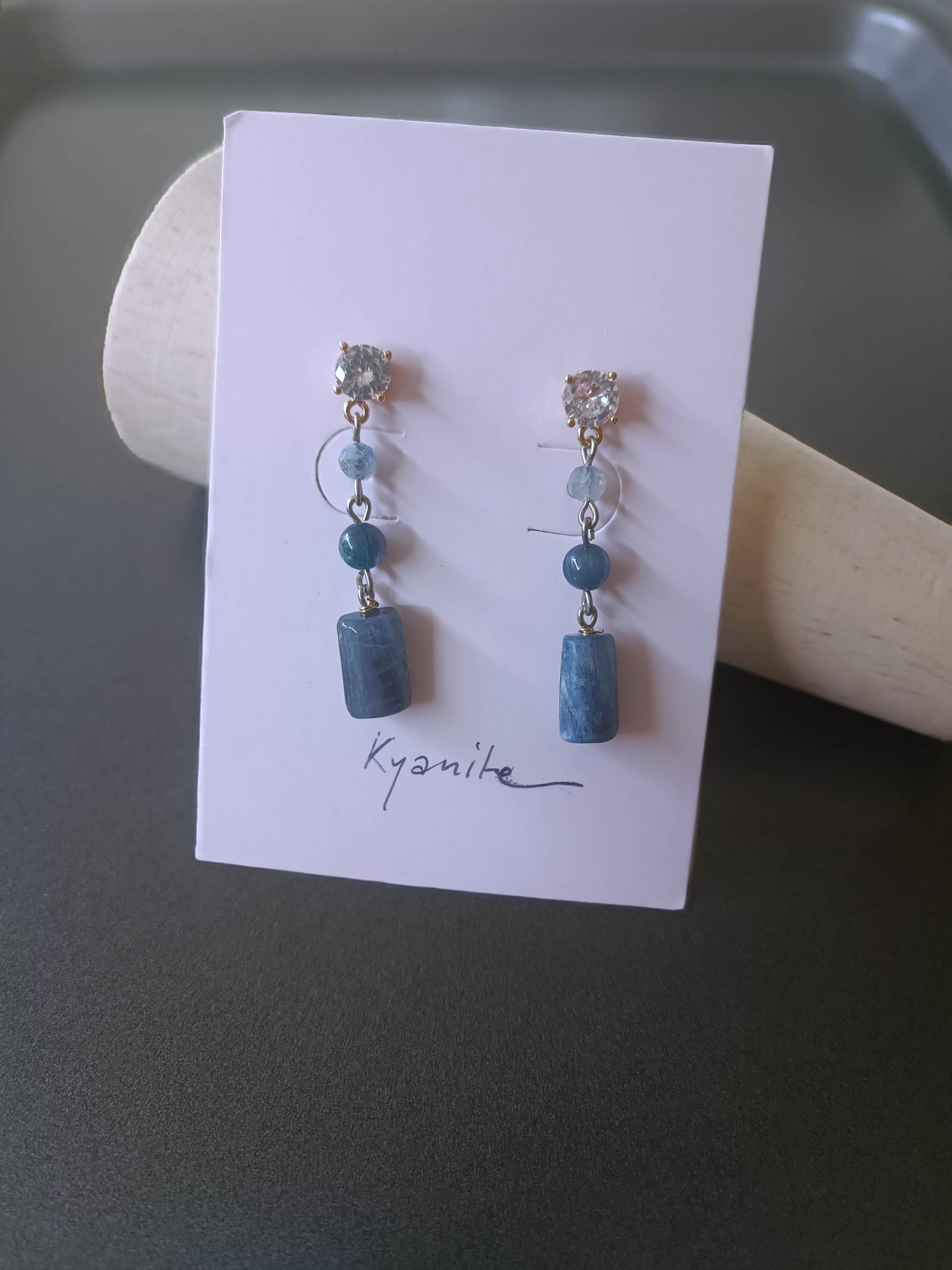 ต่างหู "14K" Kyanite Earring (Intuition & Communication)