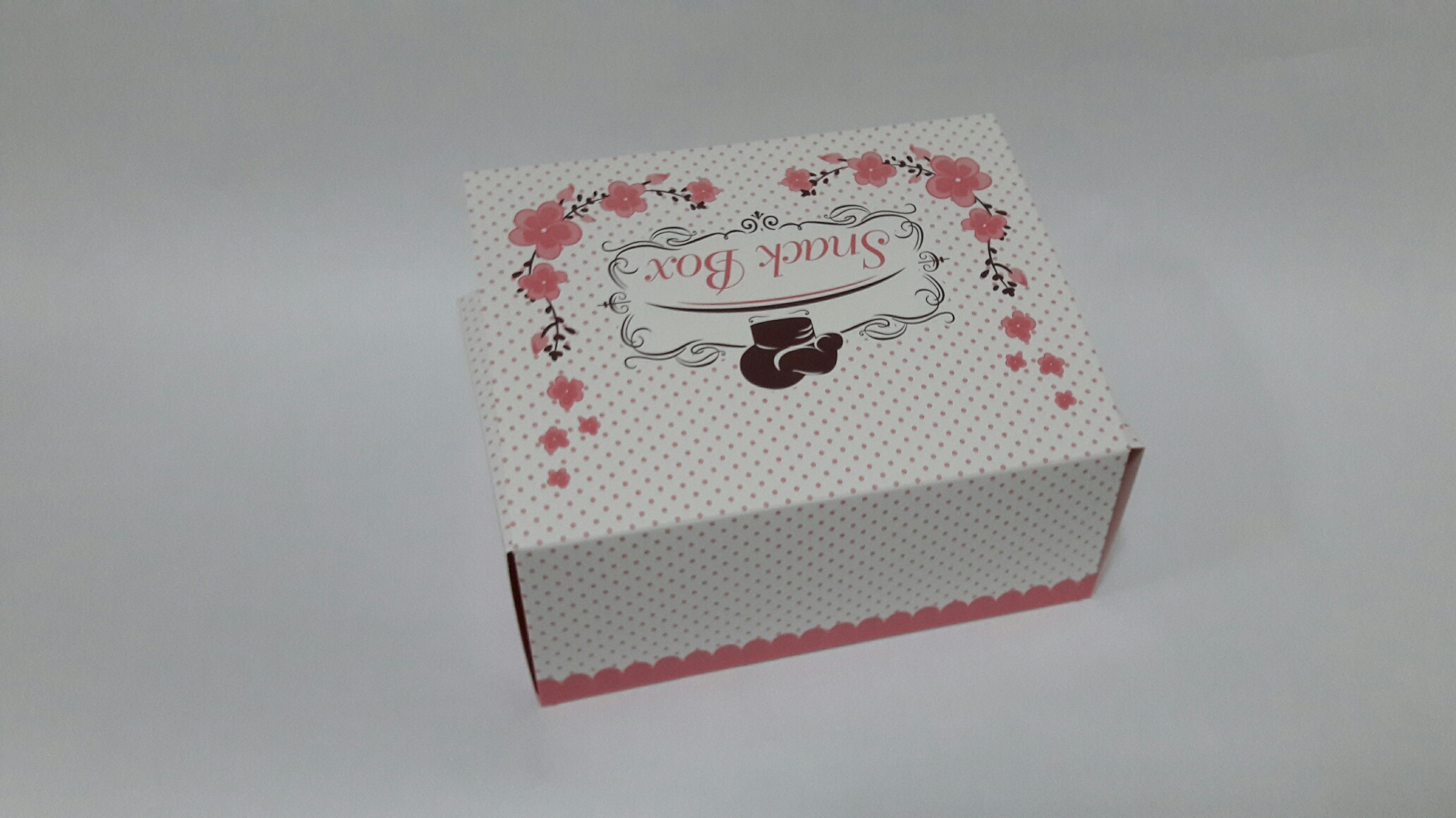 กล่องสแน็ค กล่องขนม กล่องอาหารว่าง ลาย Snack box ชมพู ขนาด 11.5 x 15.5 x 6.0 ซม. ราคา 110 บาท ต่อแพ็ค (20ใบ)