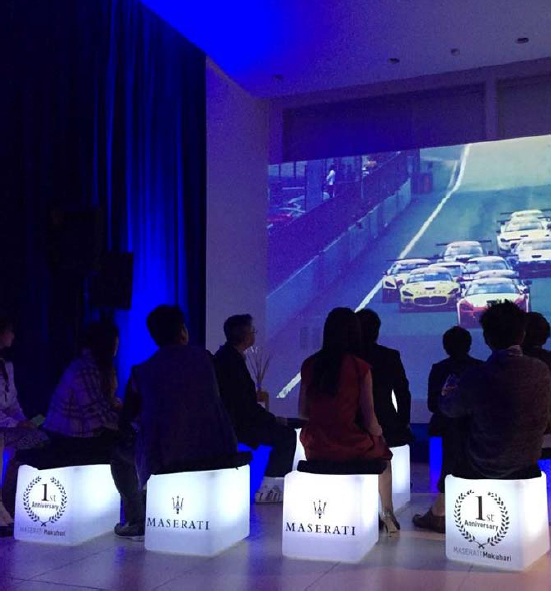 เก้าอี้เรืองแสง CUBIC LED 40 กล่องไฟ กล่องไฟสี่เหลี่ยม LIGHTBOXสีขาว