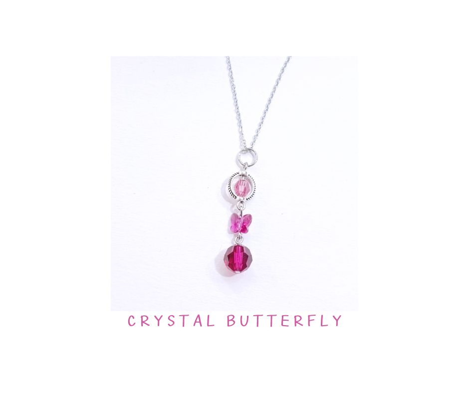 สร้อยจี้คริสตัล Pink Wink Butterfly Necklace