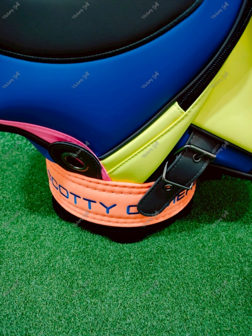 Golf Bag Scotty Cameron Tour ( PU Material ) 9.5” Neon-Multicolor Color