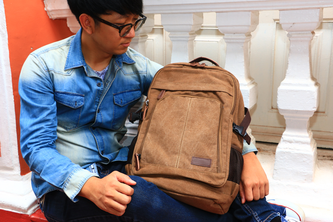 กระเป๋าเป้สะพายหลัง Outdoor Vintage Style อเนกประสงค์ สีน้ำตาลเข้ม B086