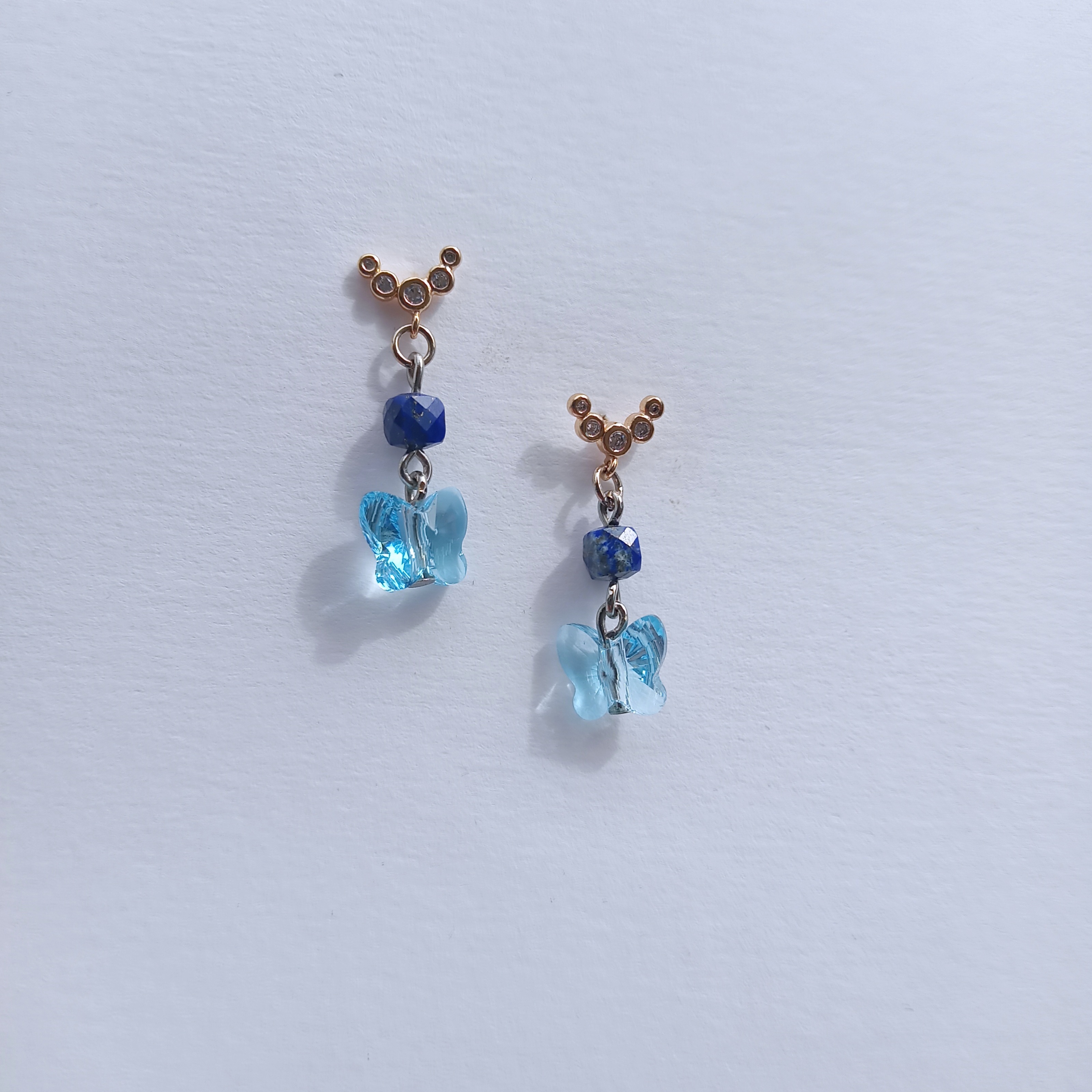 "The Butterfly" Lapis Lazuli Earring ต่างหูหินแท้ ลาพิส ลาซูรี่ ประดับผีเสื้อคริสตัล (For Protection)