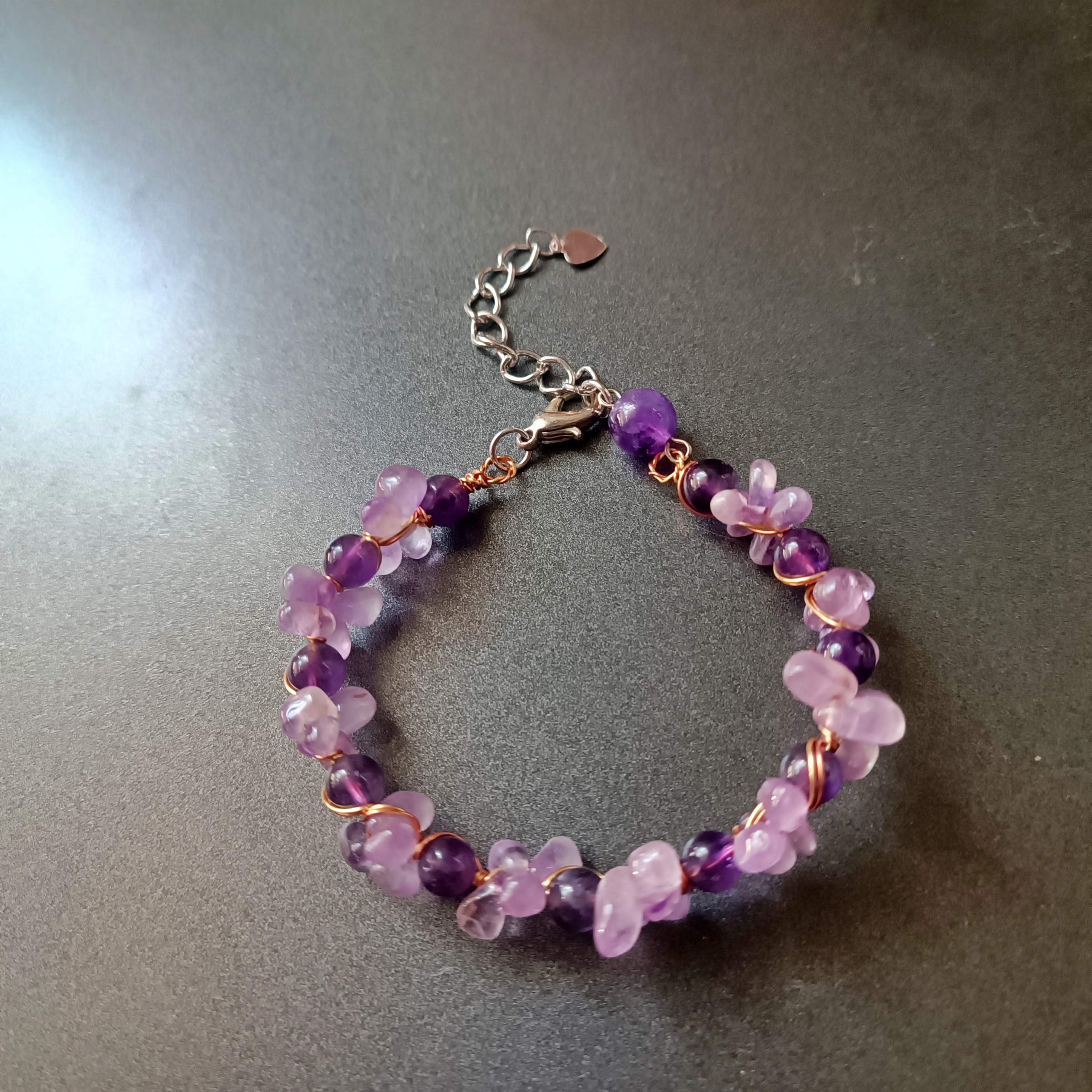 สร้อยข้อมือหินแท้ "Twisted" Abundance & Prosperity Bracelet (Amethyst)