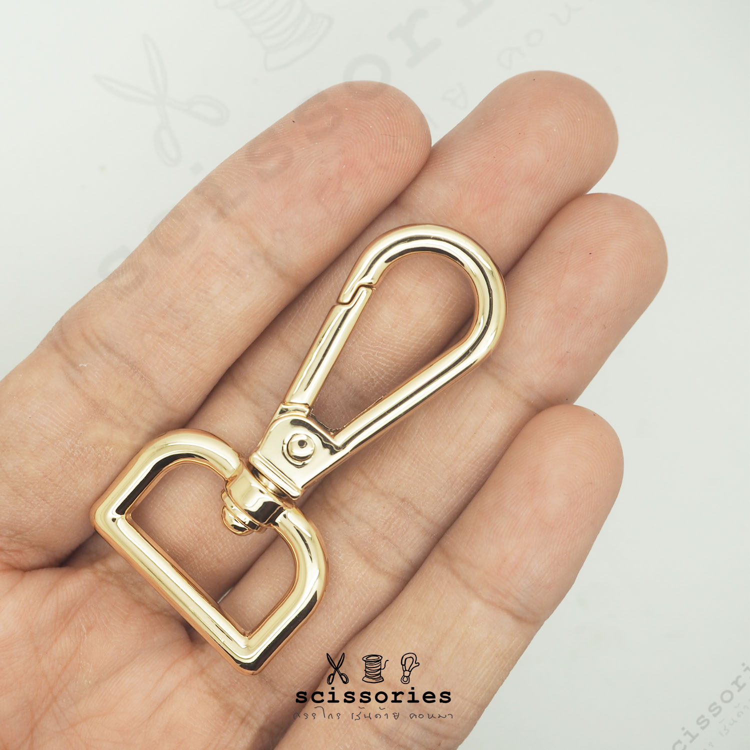 คอหมาเกี่ยว 2cm สีทอง 2 ตัว