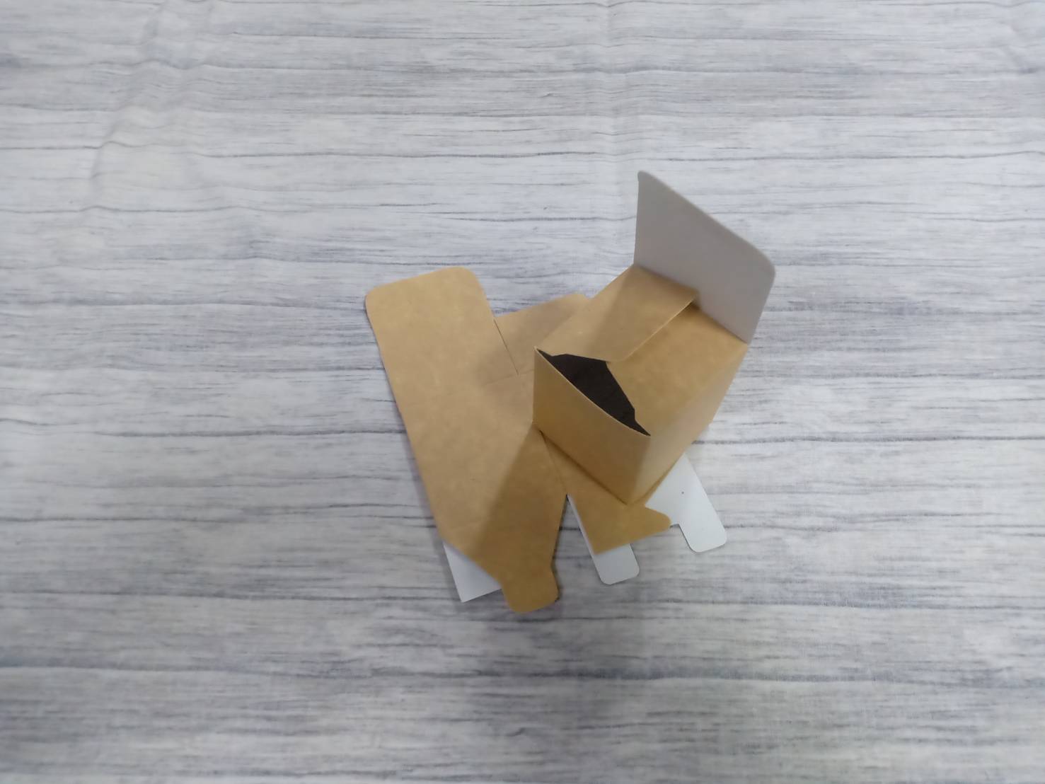 กล่องเอนกประสงค์ สีคราฟท์น้ำตาลอ่อน(CK) 5x5x5.5 ซม. แบบทรงฝาปิดเปิด ท้ายก้นขัด กล่องของขวัญ กล่องเครื่องสำอางค์ ราคา 205 บาทต่อแพ็ค(50 ใบ)