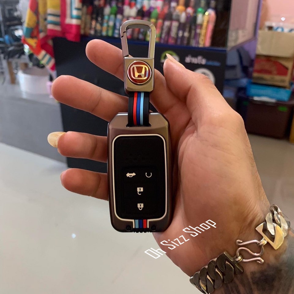 เคสโลหะรีโมทรถ Honda Smart Key Full Package 2021 (Alloy Up Grade Luminescence 3D Silicone Push button Guard) Key Sets รุ่น ACCORD, CR-V, CIVIC, CIVIC HATCHBACK, CITY, HRV Smart Key 10 Generationแบบ 2, 3 และ 4 ปุ่ม แถมหัวกุญแจตรงรุ่น ไว้เข้าเกียร์ว่าง
