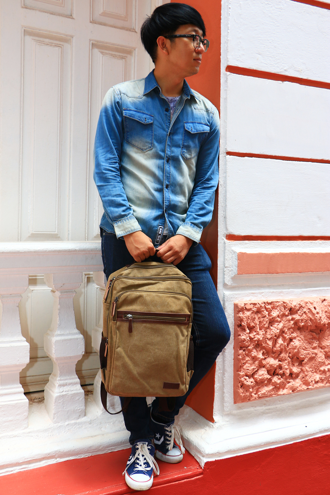 กระเป๋าเป้สะพายหลัง Vintage Style สีน้ำตาลเข้ม B083