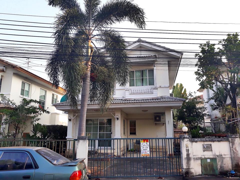ขายบ้านเดี่ยว 2 ชั้น หมู่บ้านชลลดา วงแหวน-รัตนาธิเบศร์ (รหัสทรัพย์ 201827)