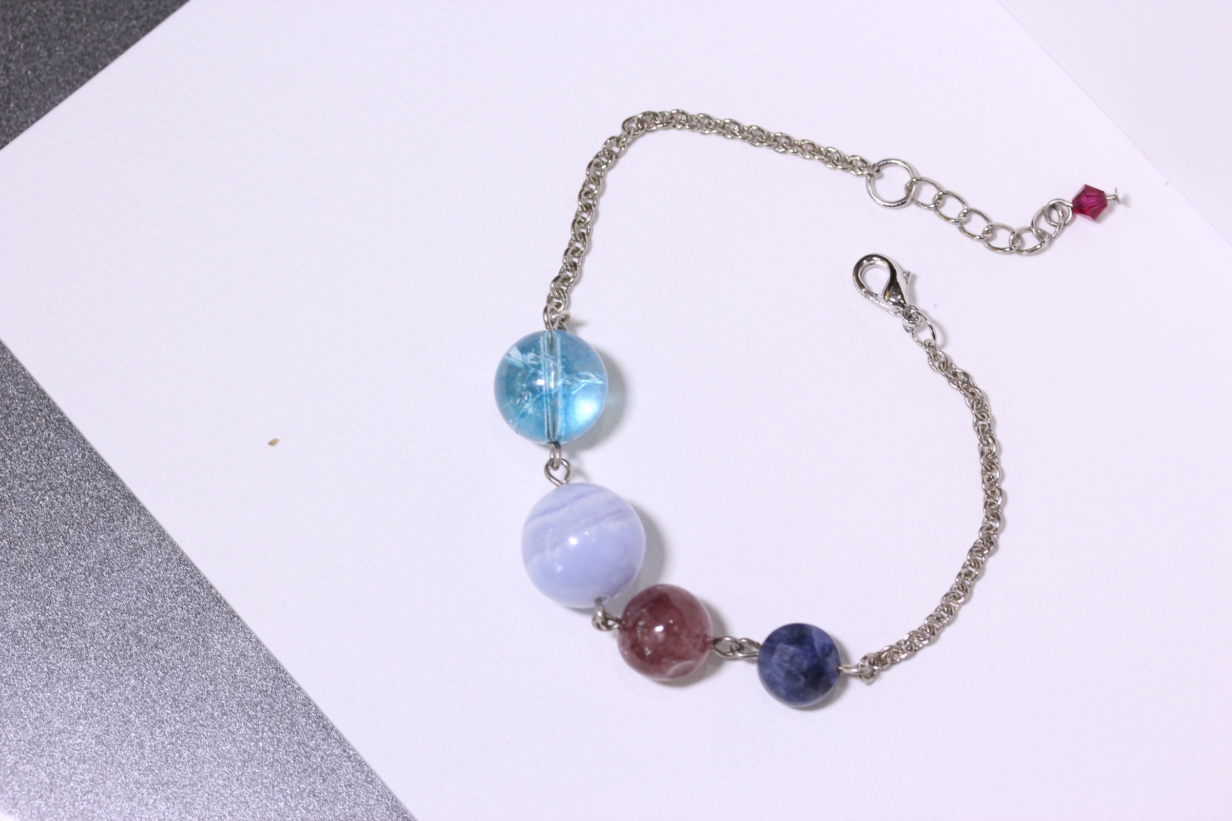 สร้อยข้อมือหินแท้ "Mini" Balancing Bracelet (Blue Lace Agate, Lepidolite, Sodalite, Blue Topaz)