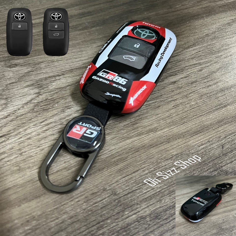 เคสรีโมทรถ Toyota Yaris Cross Yaris ATIV Veloz 2023 แบบลาย GR Sports สามารถดึงกุญแจในรีโมทได้ ด้านหน้าปุ่มกดปกป้องกันรอยด้วยวัสดุใส TPU เคสพลาสติกแข็ง ABS