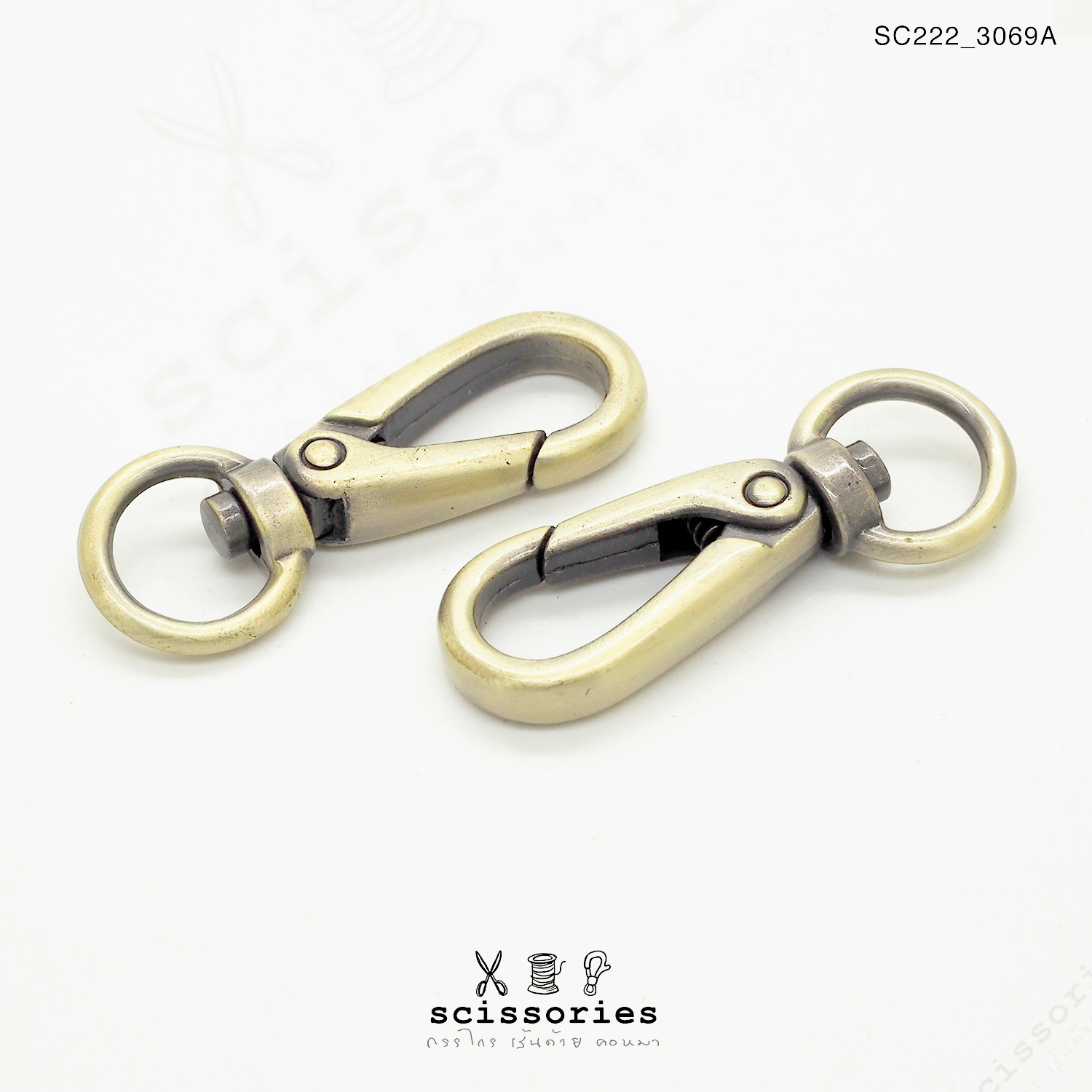 คอหมา สีเหลืองปัด 2ตัว ห่วงวง 1.1 cm.