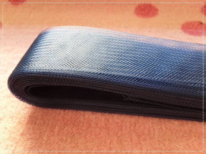 ตาข่ายดามชายกระโปรง สีน้ำเงิน 50 มม.