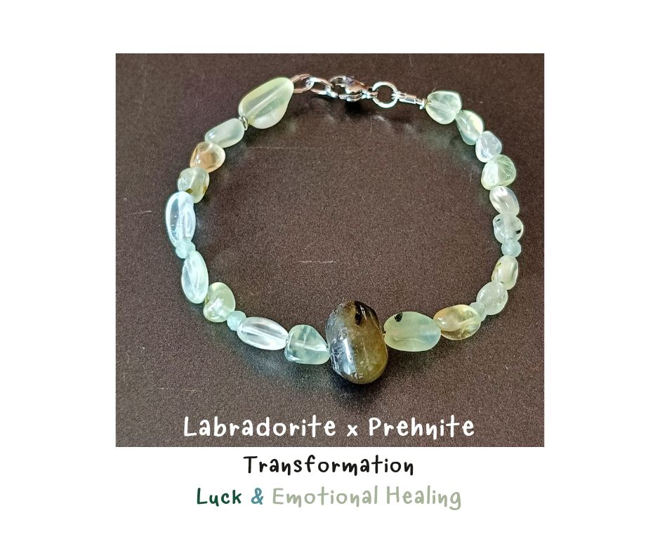 สร้อยข้อมือหินแท้ "Twisted" Labradorite+ Prehnite Bracelet (เสริมการเปลี่ยนแปลง ญาณหยั่งรู้ สมาธิ)