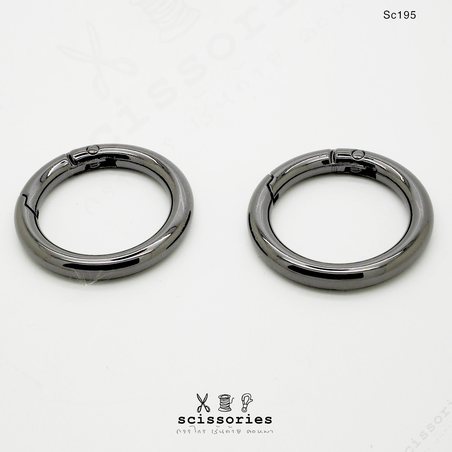 ห่วงกลมขนาด 2 นิ้ว ง้างได้ สีดำเมทาลิก 2ตัว