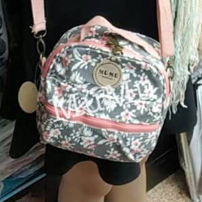 กระเป๋าเป้ผ้าสะพายหลัง mumu ขนาด Mini ลายดอกไม้ขาว ชมพู่ เทา