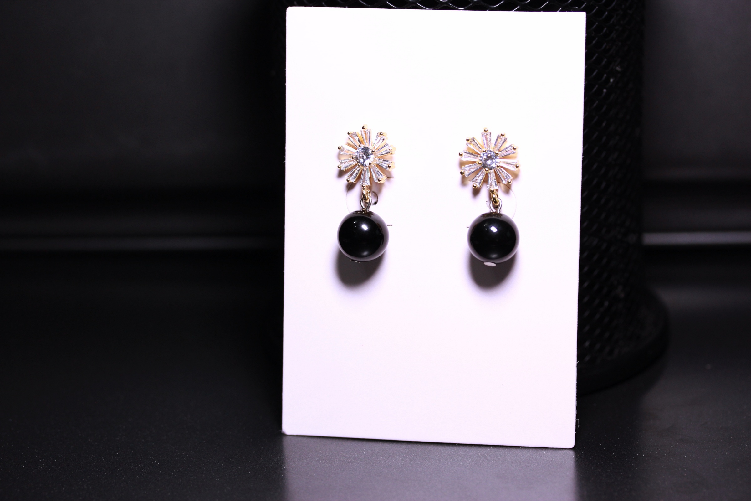 ต่างหูหินแท้ "14K" Black Onyx Earring (เสริมการค้าขาย)