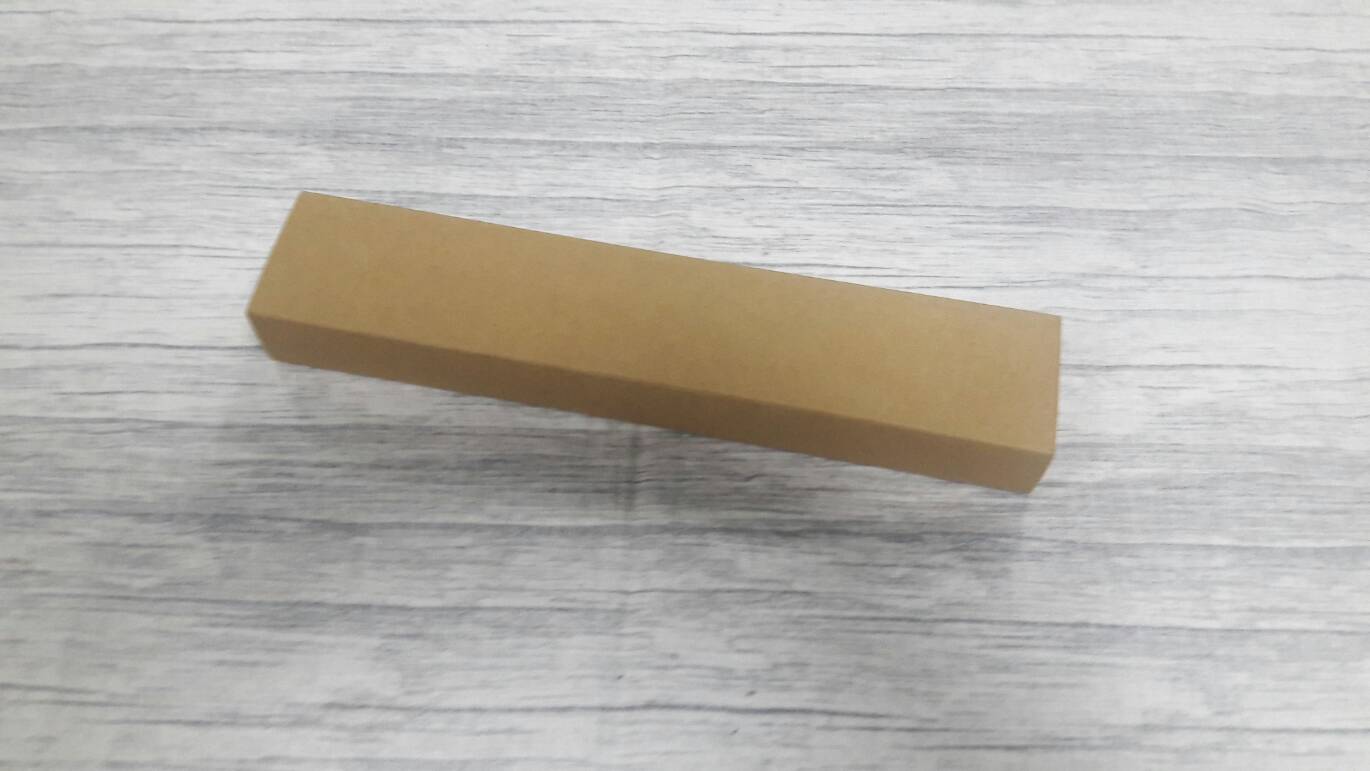 กล่องฝาสไลด์ กล่องของขวัญ กล่องใส่ตะเกียบ สีคราฟท์น้ำตาลเข้ม 23.4*4.4*2.5 ซม. ราคา 180 บาทต่อแพ็ค (20 ใบ)