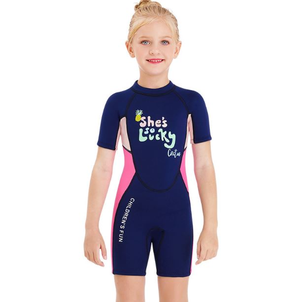 ชุดว่ายน้ำเด็กป้องกันความหนาว ป้องกันรังสี UV ช่วยรักษาอุณหภูมิขณะอยู่ในน้ำ เป็นชุดbodysuitแขนสั้นขาสั้น